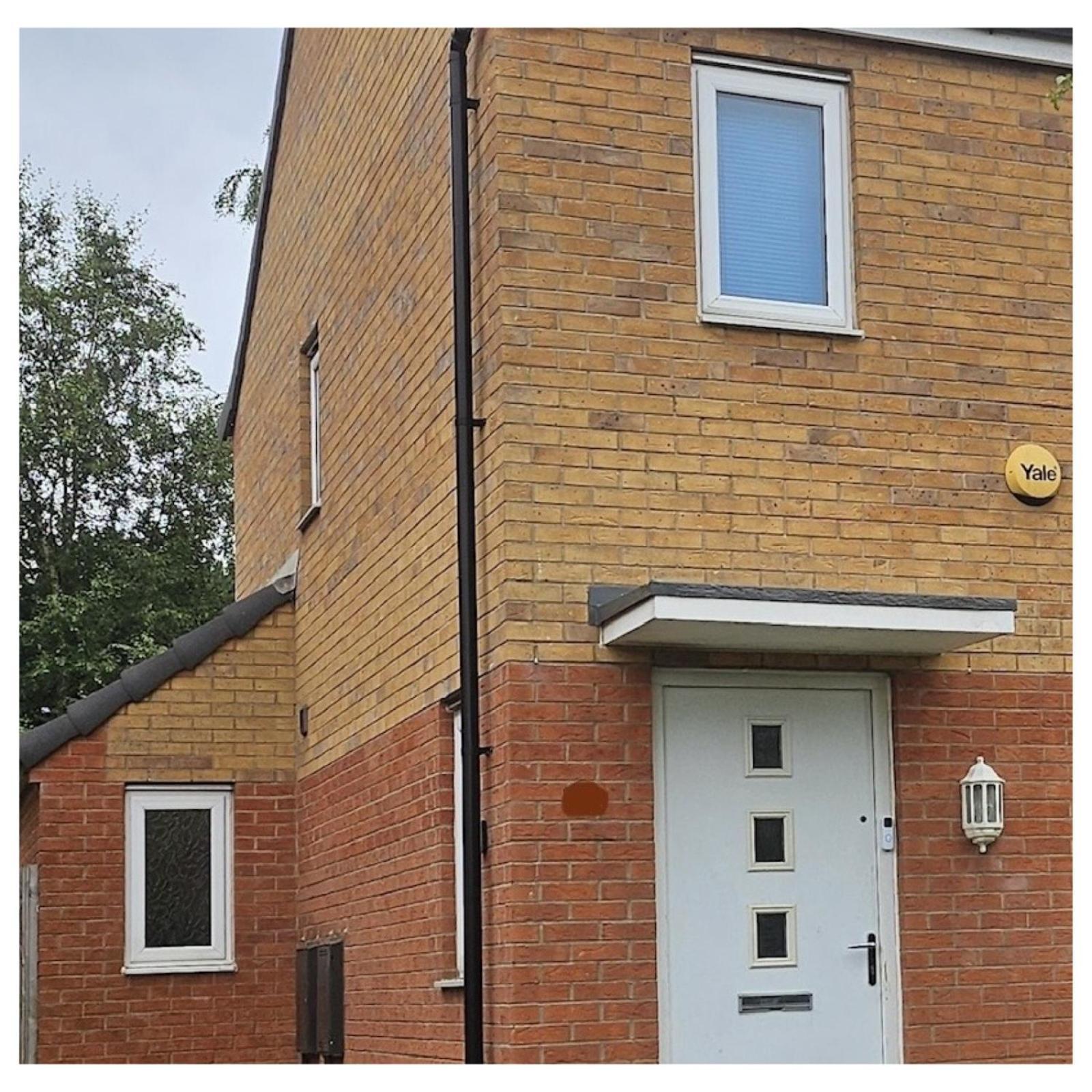 Apartment Stylish Cozy Manchester House In Quiet Neighborhood, 6Mins To Coop Live Arena, Etihad Stadium & City Centre With Wifi & Free Private Parking Manchester